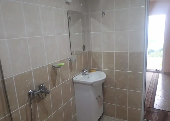 чала Pensionat *