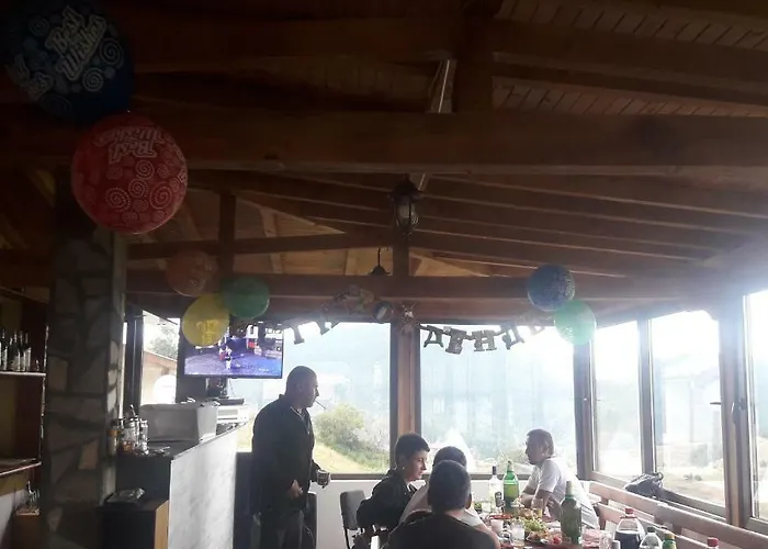 чала Pensionat *